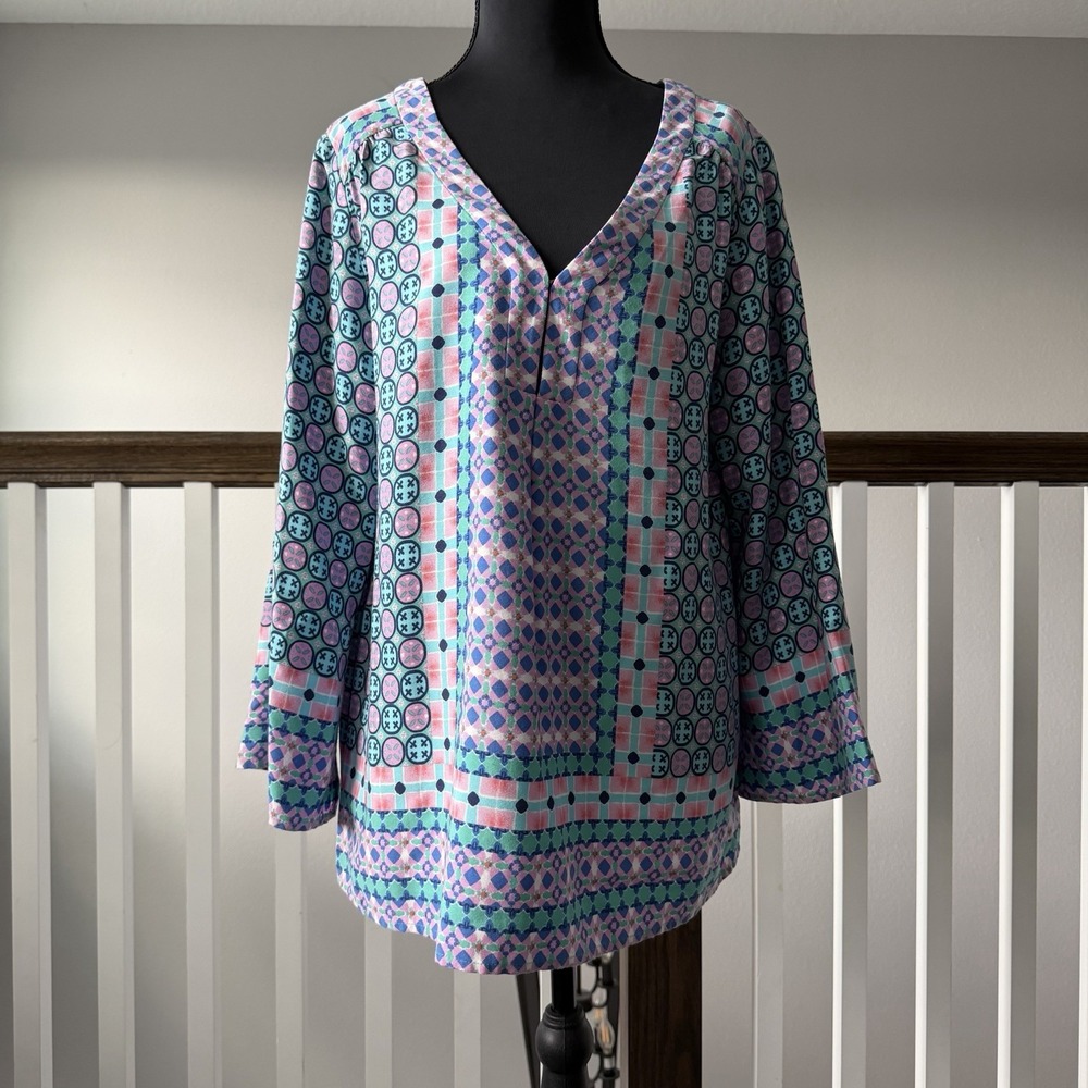 Southern Tide Shirt Womens M Blue Pink Sand Dollar Resort Flowy‎ Tunic Cruise